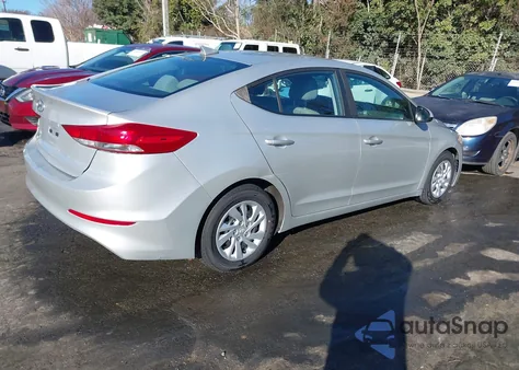 2017 Hyundai Elantra Se z USA, uszkodzony, nr VIN 5NPD74LF5HH174374